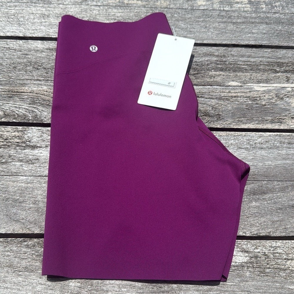 Lululemon Glow Up Super-High-Rise Short 6" Chilled Grape purple size 14 NWT‎